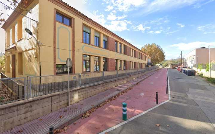 Fotografia tomada fuera de Escola Gaziel - Centre escolar en Sant Feliu de Guíxols Girona