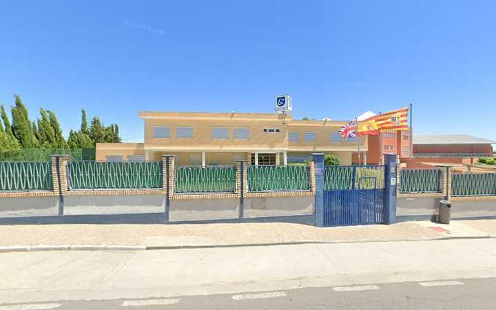 Fotografia tomada fuera de Centro Privado De Enseñanza La Alfranca - Colegio privado en Movera Zaragoza