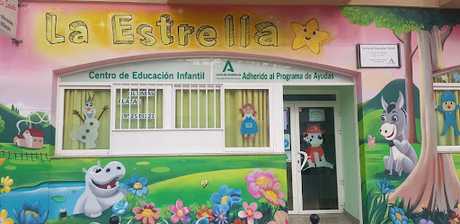 Fotografia tomada fuera de Centro de Educación Infantil la Estrella - Guardería en Vélez-Málaga Málaga