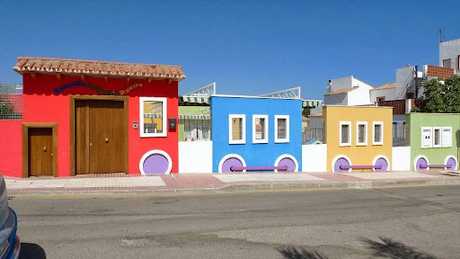 Fotografia tomada fuera de Escuela Infantil Ravira - Centro de educación preescolar en Manilva Málaga
