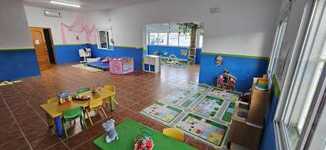 Fotografia tomada fuera de Pitufilandia - Guardería infantil en Estepona - Guardería en Estepona Málaga