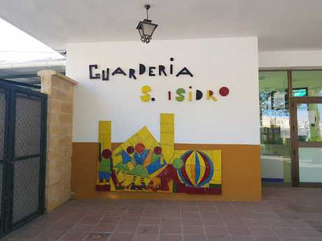 Fotografia tomada fuera de Escuela de Educación Infantil San Isidro - Jardín de infancia en Estepona Málaga