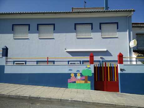 Fotografia tomada fuera de Centro de Educación Infantil Alminares - Centro de educación preescolar en Antequera Málaga
