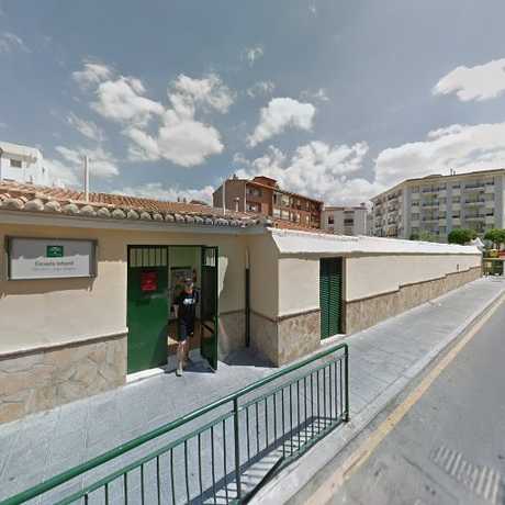 Fotografia tomada fuera de Escuela de Educación Infantil Niño Jesús y Virgen Milagrosa - Centro de educación preescolar en Antequera Málaga