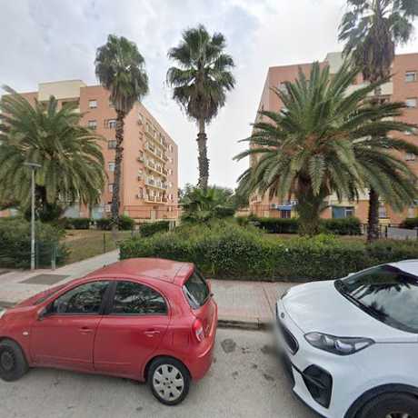Fotografia tomada fuera de Escuela infantil el Sol - Camas - Guardería en Camas Sevilla