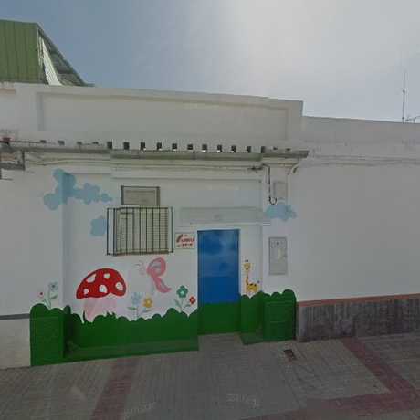 Fotografia tomada fuera de Centro De Educación Infantil De Sol A Sol - Colegio privado en Tocina Sevilla