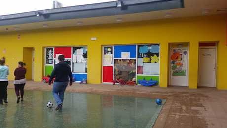 Fotografia tomada fuera de Escuela Infantil Jardín De Colores - Colegio público en Gerena Sevilla