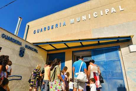 Fotografia tomada fuera de ESCUELA INFANTIL MUNICIPAL DE TOMARES - Escuela en Tomares Sevilla
