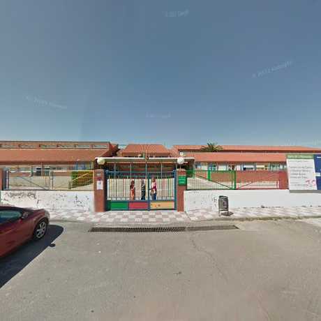 Fotografia tomada fuera de C E I P Fray Juan De Herrera - Centro de educación preescolar en Herrera del Duque Badajoz
