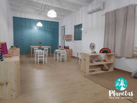 Fotografia tomada fuera de Centro de Educación Infantil Planetas - Guardería en Carmona Sevilla