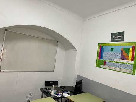 Fotografia tomada fuera de Academia en Marchena | De Las Ciencias | Clases particulares y apoyo escolar | Selectividad - Centro educativo en Marchena Sevilla
