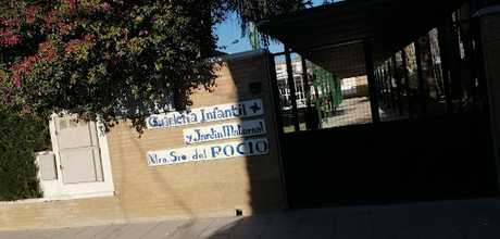 Fotografia tomada fuera de Escuela de Educación Infantil Nuestra Señora del Rocío - Guardería en Coria del Río Sevilla