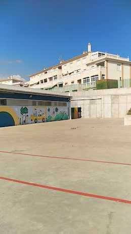 Fotografia tomada fuera de C.E.I.P. EL FARO ESCUELA. - Escuela en Torrox Málaga