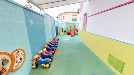 Fotografia tomada fuera de CEI Los 3 Cerditos - Centro educativo en Mairena del Aljarafe Sevilla